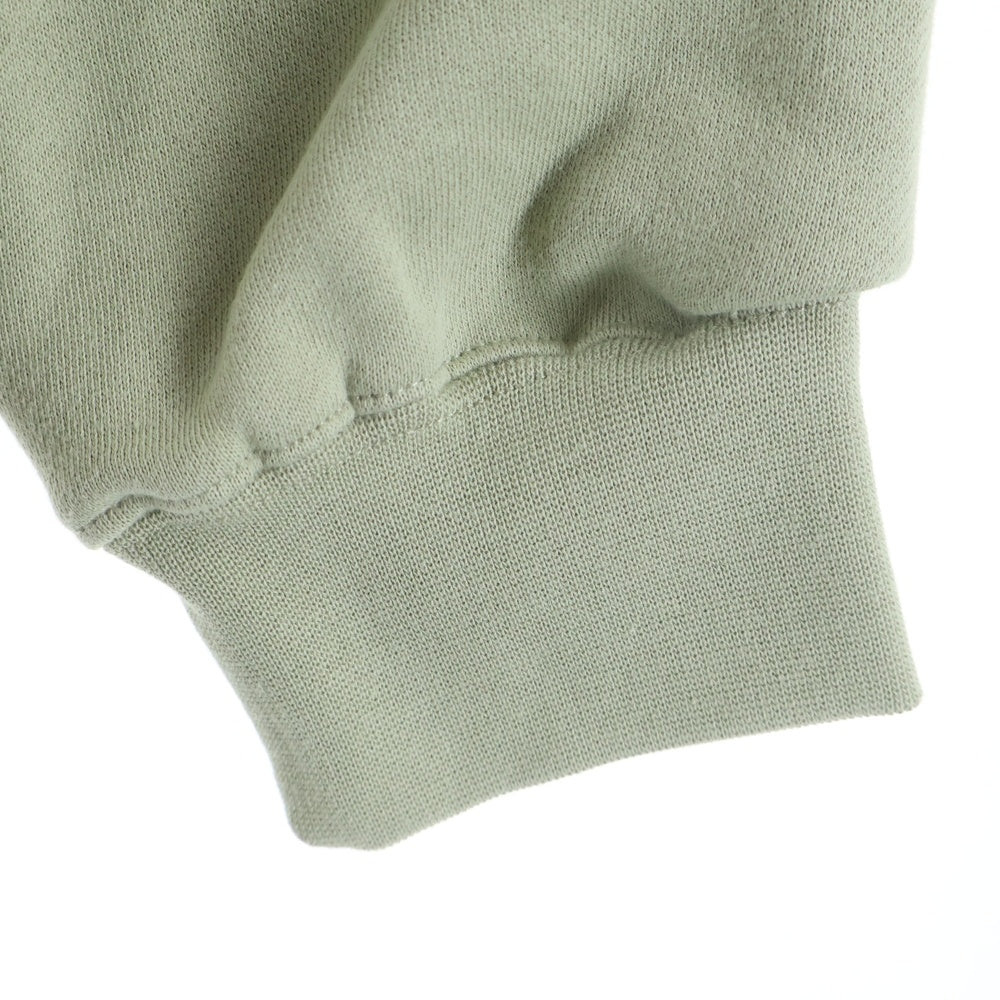 FEAR OF GOD ESSENTIALS(フィアオブゴッド エッセンシャルズ) Felt Logo Mock Neck Sweatshirts フェルトロゴモックネックスウェットシャツ モックネックスウェットトレーナー ライトグリーン
