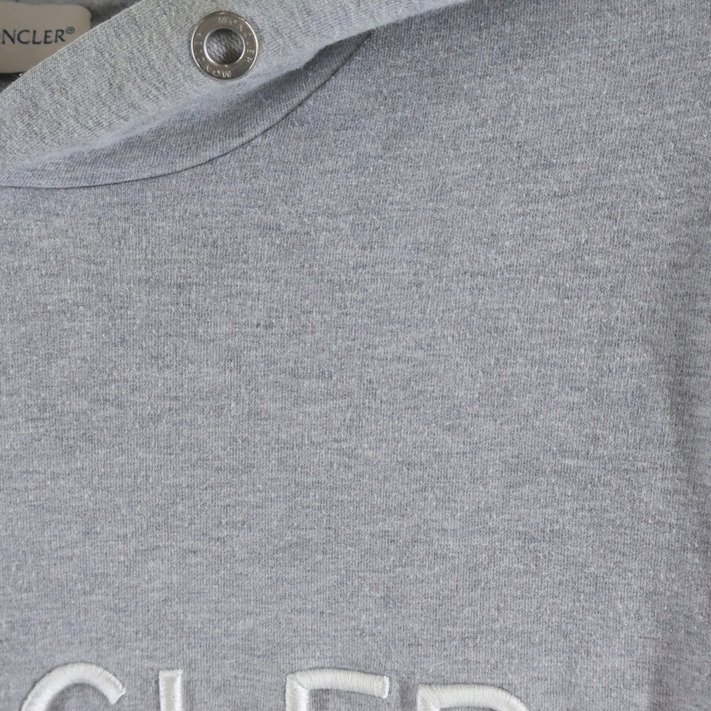 MONCLER(モンクレール) 23SS FELPA CON CAPPUCCIO Logo Embroidery Hoodie ロゴ刺繍フーデットスウェットパーカー I10918G00024 グレー