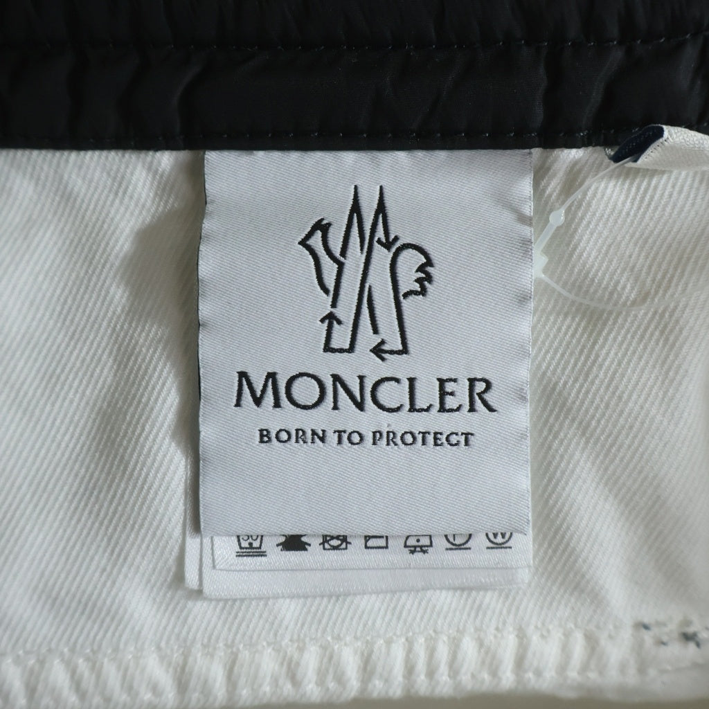 MONCLER GRENOBLE(モンクレールグルノーブル) 22SS PANTALONI Logo Embroidered Cotton Tapered Trouser ロゴ刺繍ドローストリングテーパードパンツ H10912A00028 ホワイト
