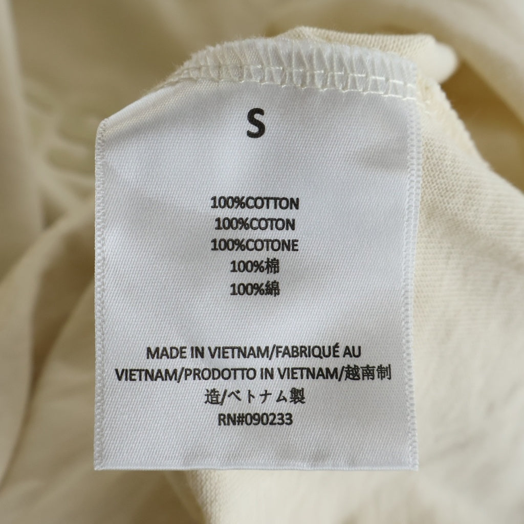 FEAR OF GOD ESSENTIALS(フィアオブゴッド エッセンシャルズ) Felt Logo Mockneck L/S Tee フェルトロゴモックネックロングスリーブTシャツ 長袖Tシャツ カットソー クリーム