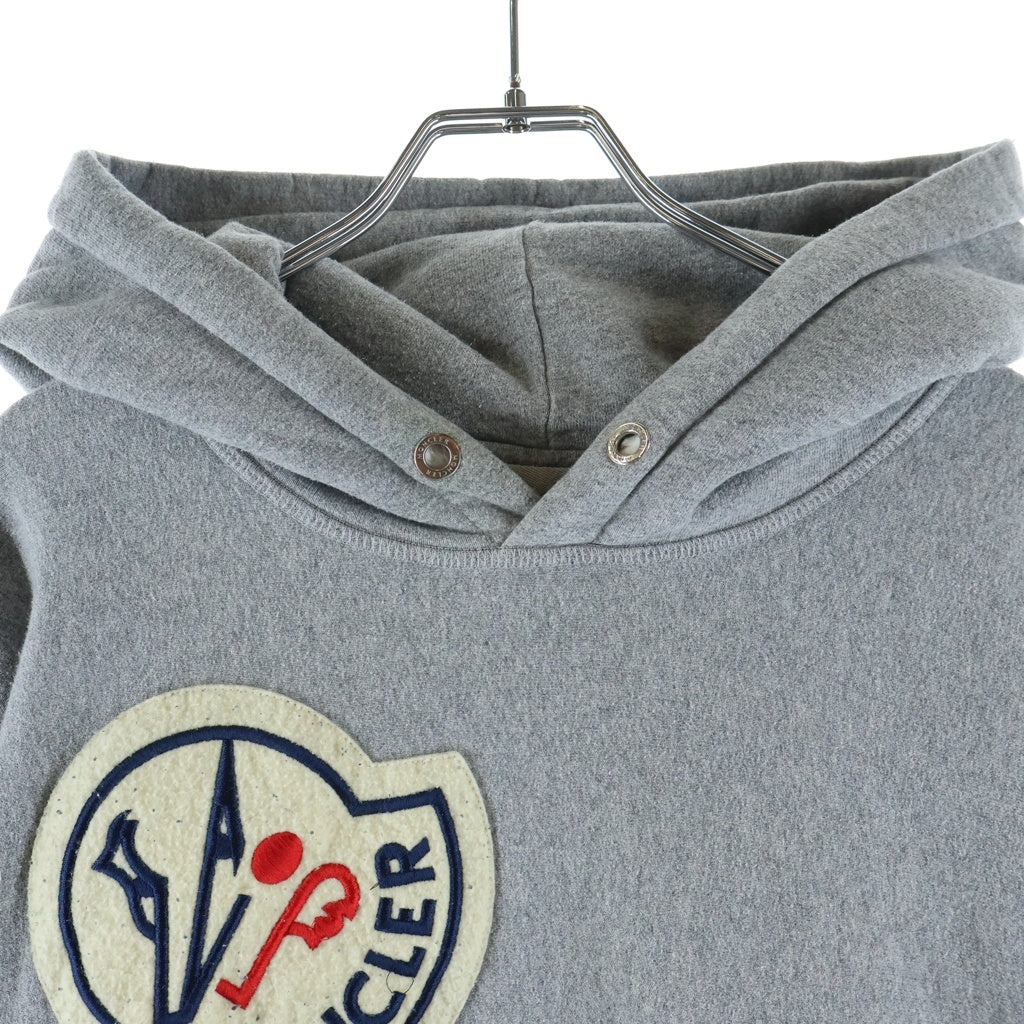 MONCLER(モンクレール) 21AW MAGLIA CON CAPPUCCIO Logo Patch Hooded Sweatshirts ロゴパッチフーデットスウェットシャツ パーカー G20928G00006 グレー