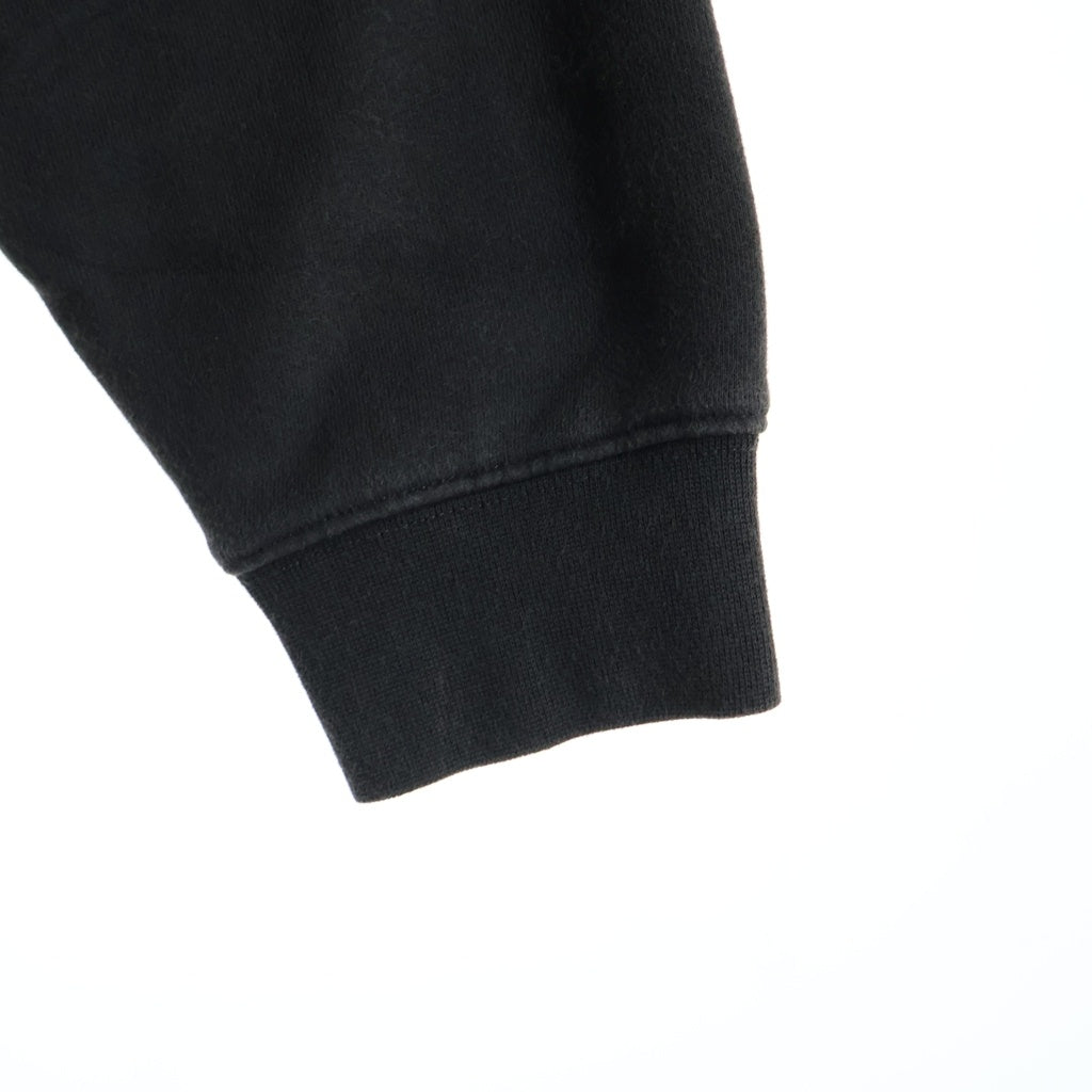 FEAR OF GOD ESSENTIALS(フィアオブゴッド エッセンシャルズ) Felt Logo Sweatshirt フェルトロゴスウェットシャツ クルーネックトレーナー ダークグレー