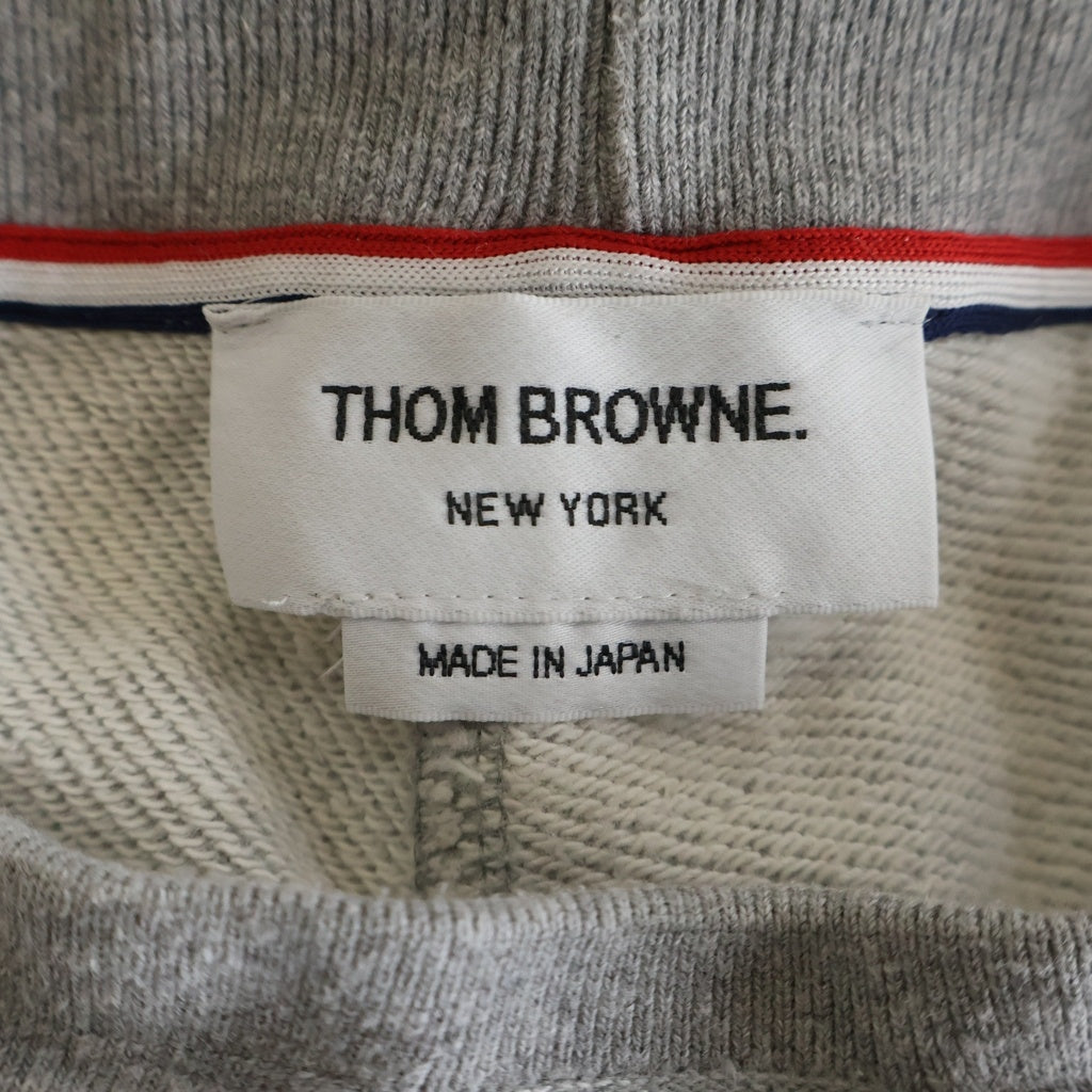 THOM BROWNE(トムブラウン) 4-Bar Striped Sweatpants 4バーストライプドスウェットパンツ ドローストリングジョガーパンツ MJQ008H-00535068 グレー