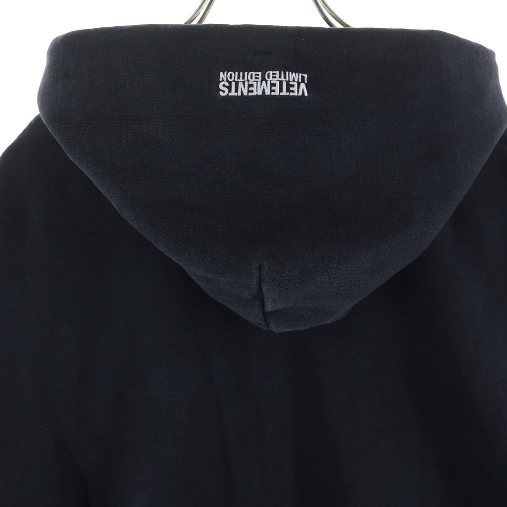 VETEMENTS(ヴェトモン) ICONIC LOGO ZIP-UP HOODIE ロゴプリント ジップアップ パーカー ブラック