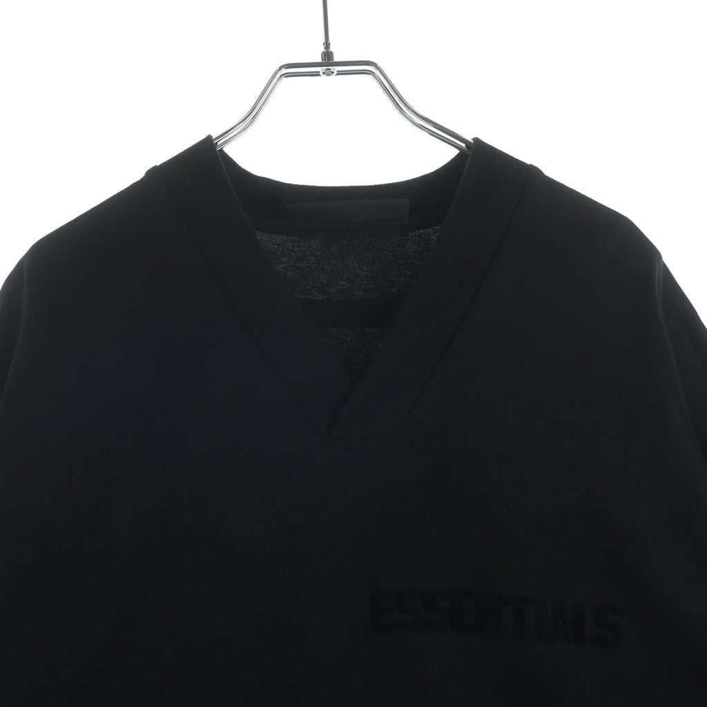 FEAR OF GOD ESSENTIALS(フィアオブゴッド エッセンシャルズ) Rubber Logo S/S Game Shirts ラバーロゴゲームシャツ Vネック半袖Tシャツ ブラック