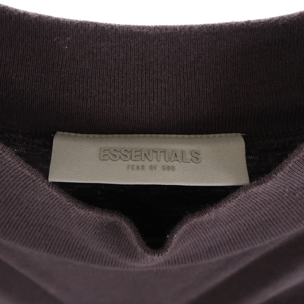FEAR OF GOD ESSENTIALS(フィアオブゴッド エッセンシャルズ) RUBBER LOGO L/S TEE ラバーロゴロングスリーブTシャツ クルーネック長袖モックネックTシャツ バーガンディ