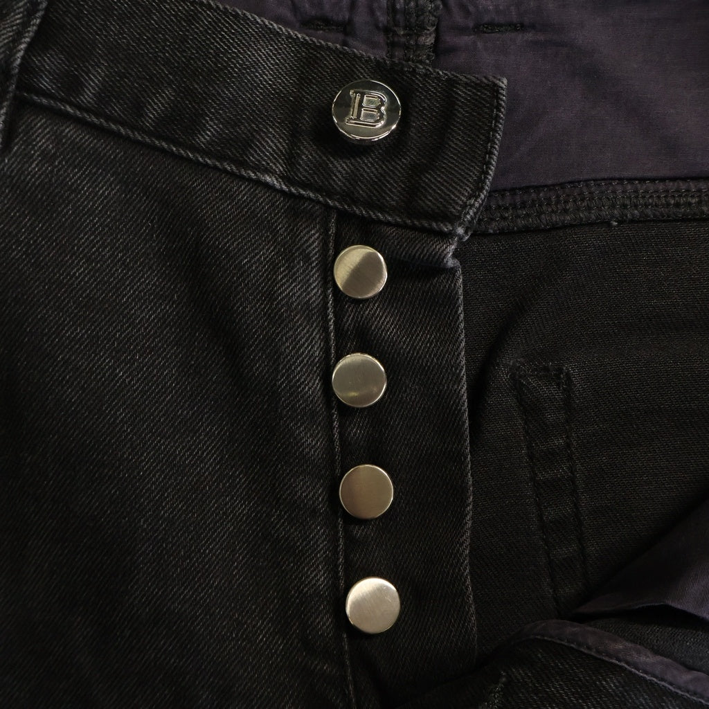 BALMAIN(バルマン) Slim Fit Biker Denim スリムフィットバイカーデニム エンボスロゴ蛇腹切替ボタンフライスキニーデニムジーンズ ブラック MG065DB67