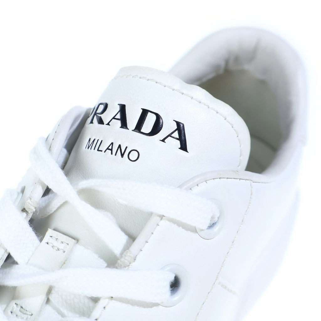 PRADA(プラダ) Platform Sneaker プラットフォームスニーカー レースアップローカットレザースニーカー 1E223M ホワイト