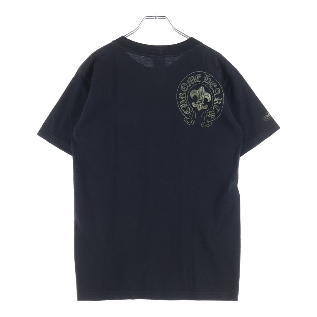 CHROME HEARTS(クロムハーツ) OLD VINE DAGGER BACK BS FLUER S/S TEE ヴァインダガー総柄プリントクルーネック半袖ポケットTシャツ ブラック