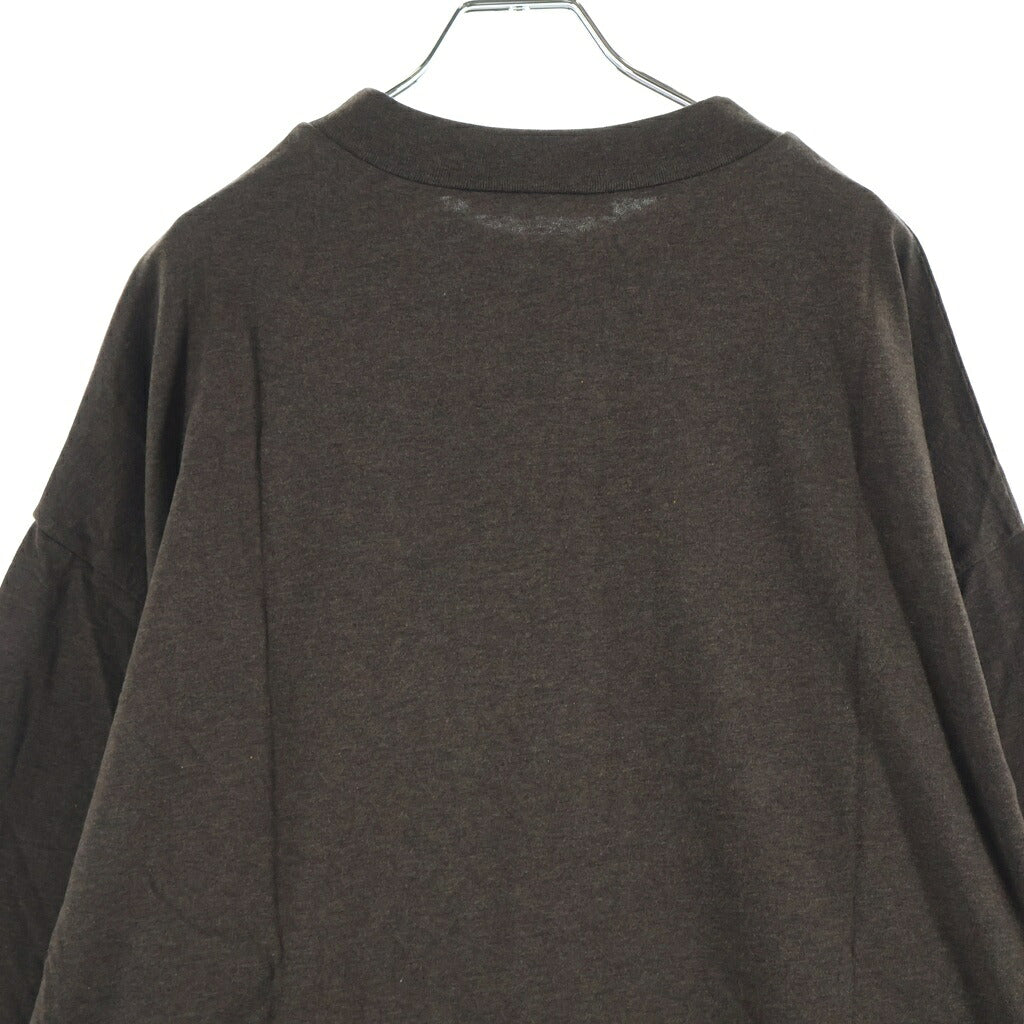 FEAR OF GOD ESSENTIALS(フィアオブゴッド エッセンシャルズ) Rubber Logo Oversized L/S Tee ラバーロゴオーバーサイズドロングスリーブTシャツ モックネック長袖Tシャツ ブラウン