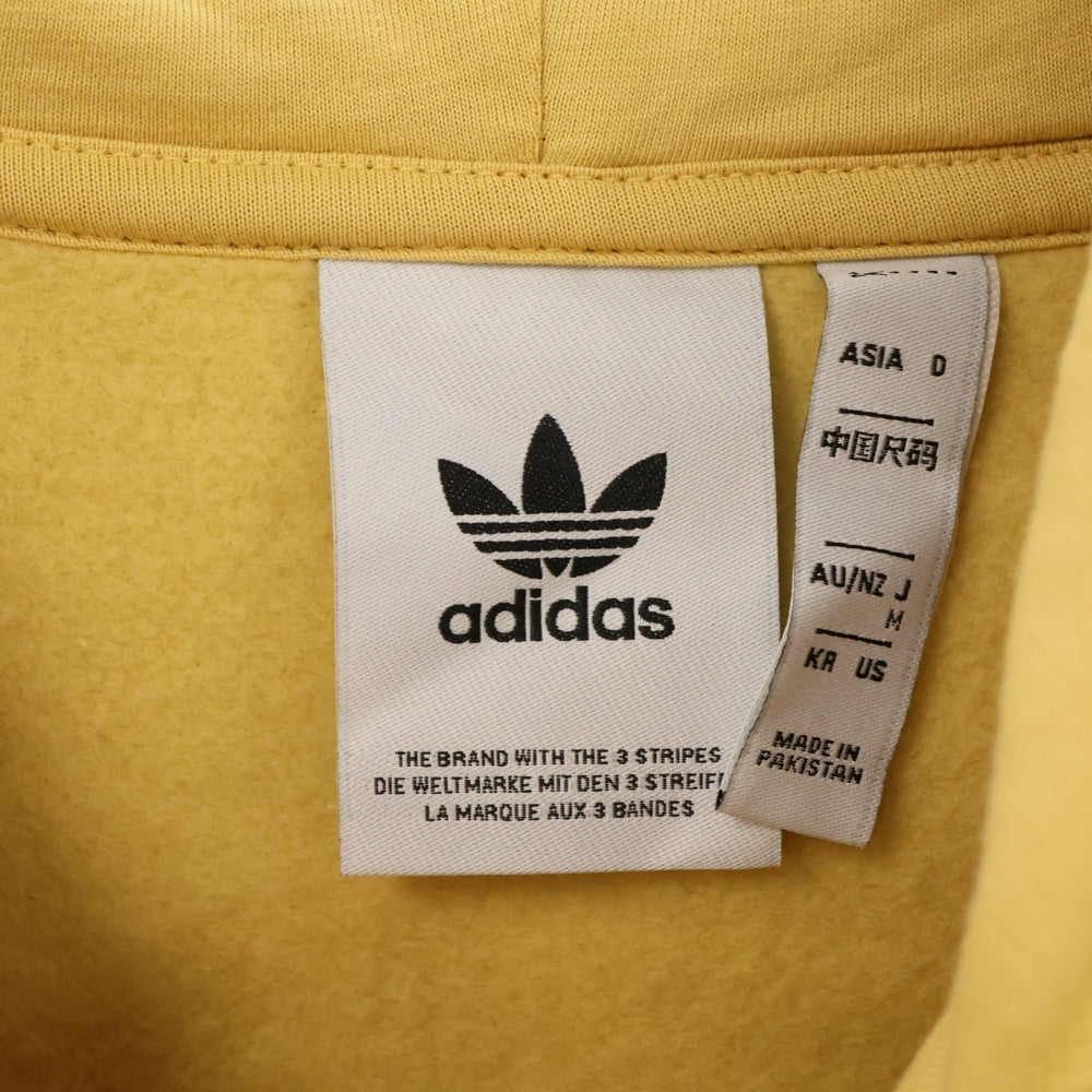 adidas(アディダス) Trefoil Essentials Hoodie トレフォイル エッセンシャルズ プルオーバースウェットパーカー イエロー IR7789