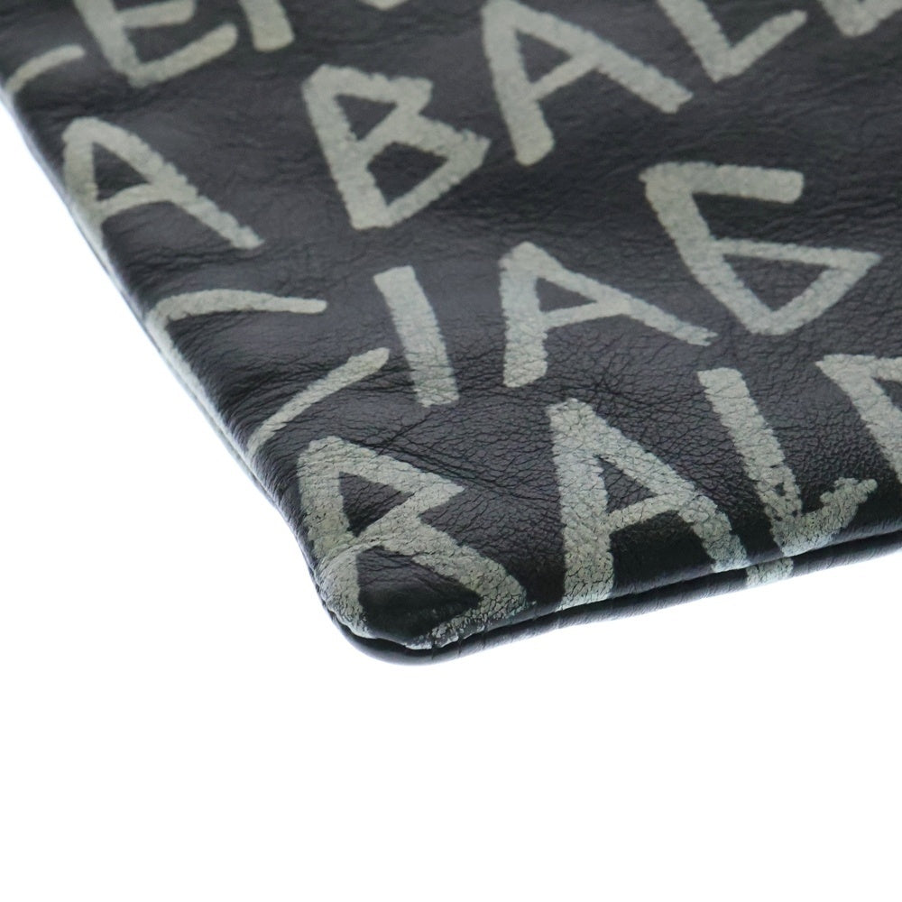 BALENCIAGA(バレンシアガ) Graffiti Clutch Bag グラフィティロゴクラッチバッグ ブラック/ホワイト 494040