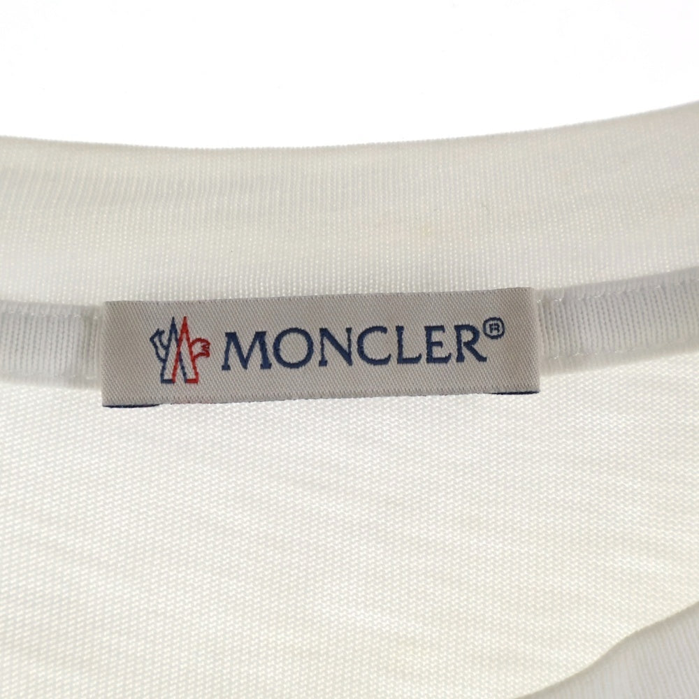 MONCLER(モンクレール) 23AW T-SHIRT フロッキープリント ロゴワッペン クルーネック 半袖Tシャツ ホワイト I20918C00047 8390T