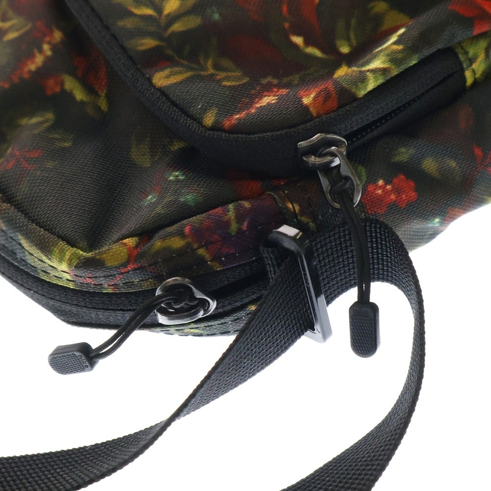 NIKE(ナイキ) Heritage Floral Print Shoulder Bag ヘリテッジ フローラル プリント ショルダーバッグ マルチ BA5849-010