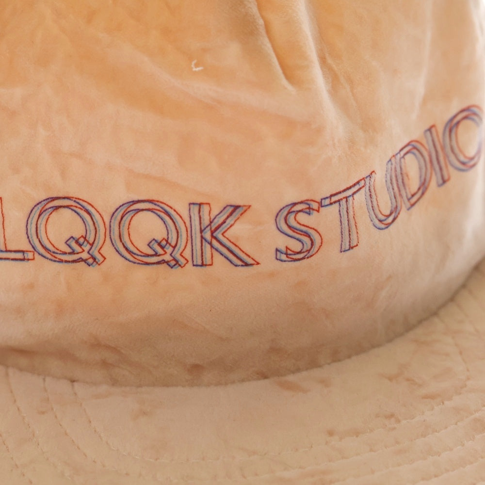 LQQK STUDIO(ルックスタジオ) フロントロゴ ベロア ベースボールキャップ 帽子 ピンク