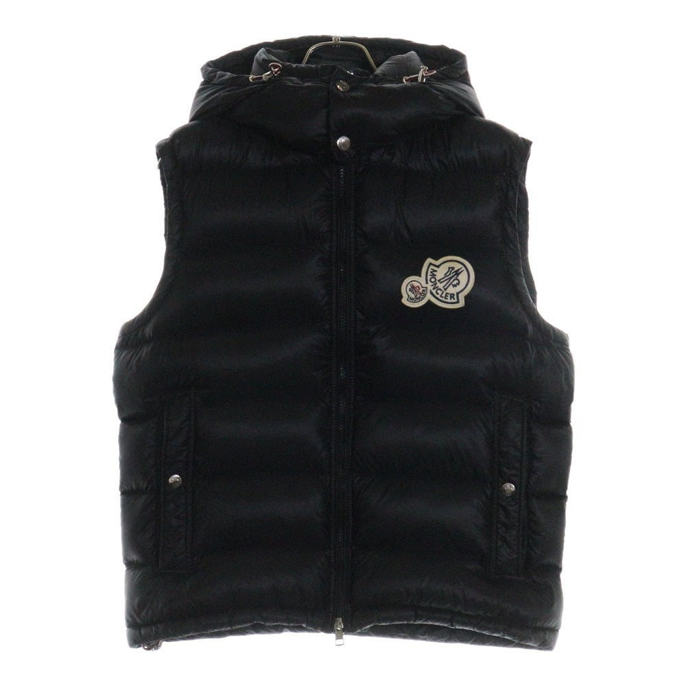 MONCLER(モンクレール) 18AW GERS ロゴワッペン フード付き ジレ ダウンベスト ジャケット ブラック D20914332949 53334