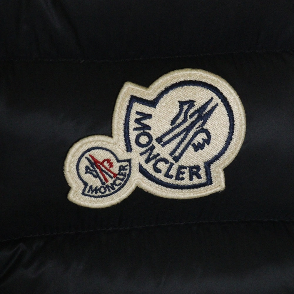 MONCLER(モンクレール) 18AW GERS ロゴワッペン フード付き ジレ ダウンベスト ジャケット ブラック D20914332949 53334