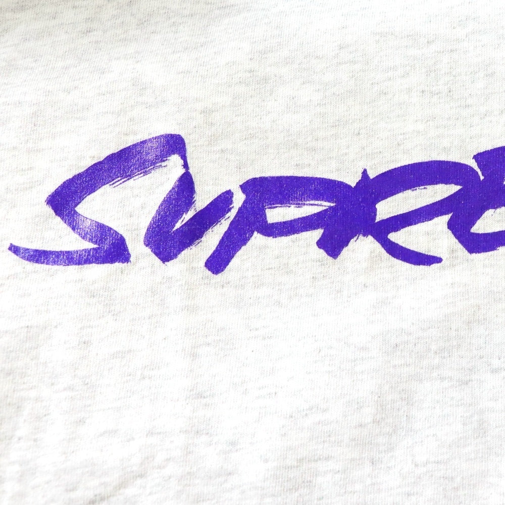 SUPREME(シュプリーム) 20AW Futura Logo Tee フューチュラ ロゴ クルーネック 半袖Tシャツ カットソー ライトグレー