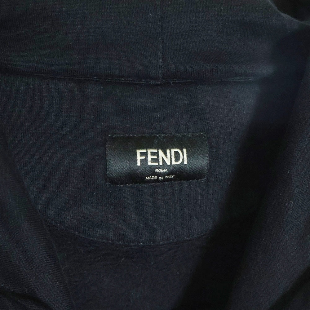 FENDI(フェンディ) FFロゴ ズッカ柄 プリント プルオーバースウェットパーカー ブラック FY0981 A871