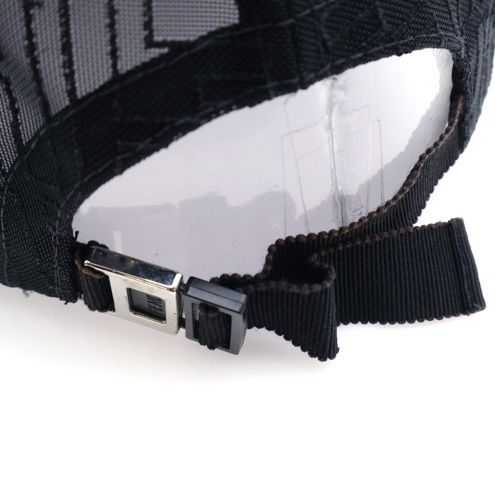 FENDI(フェンディ) FFロゴ ズッカ柄 メッシュ ベースボールキャップ 帽子 ブラック FXQ768 ACD5