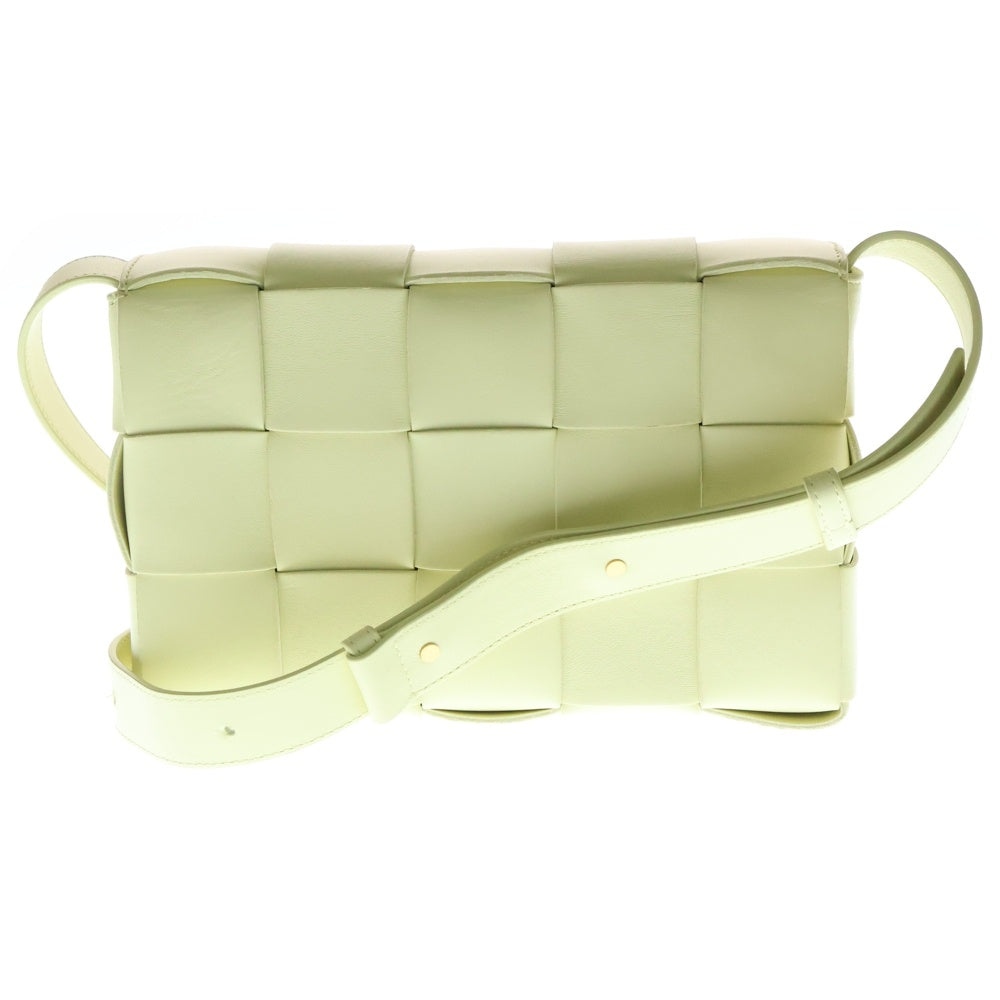 BOTTEGA VENETA(ボッテガヴェネタ) CASSETTE カセット マキシイントレチャート ラムスキン レザー ショルダーバッグ クロスボディーバッグ イエロー レディース 578004