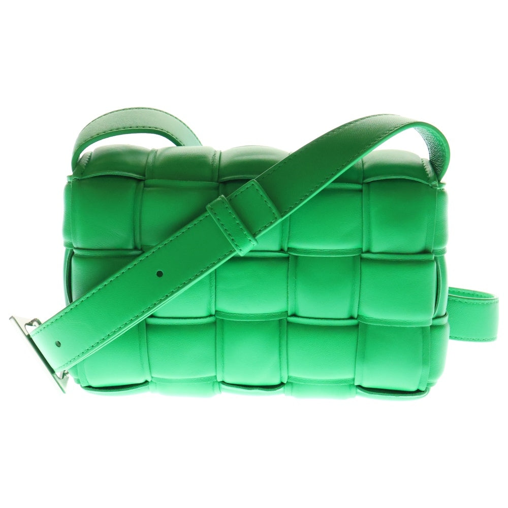 BOTTEGA VENETA(ボッテガヴェネタ) PADDED CASSETTE パデッド カセット スモール ショルダーバッグ グリーン 717506