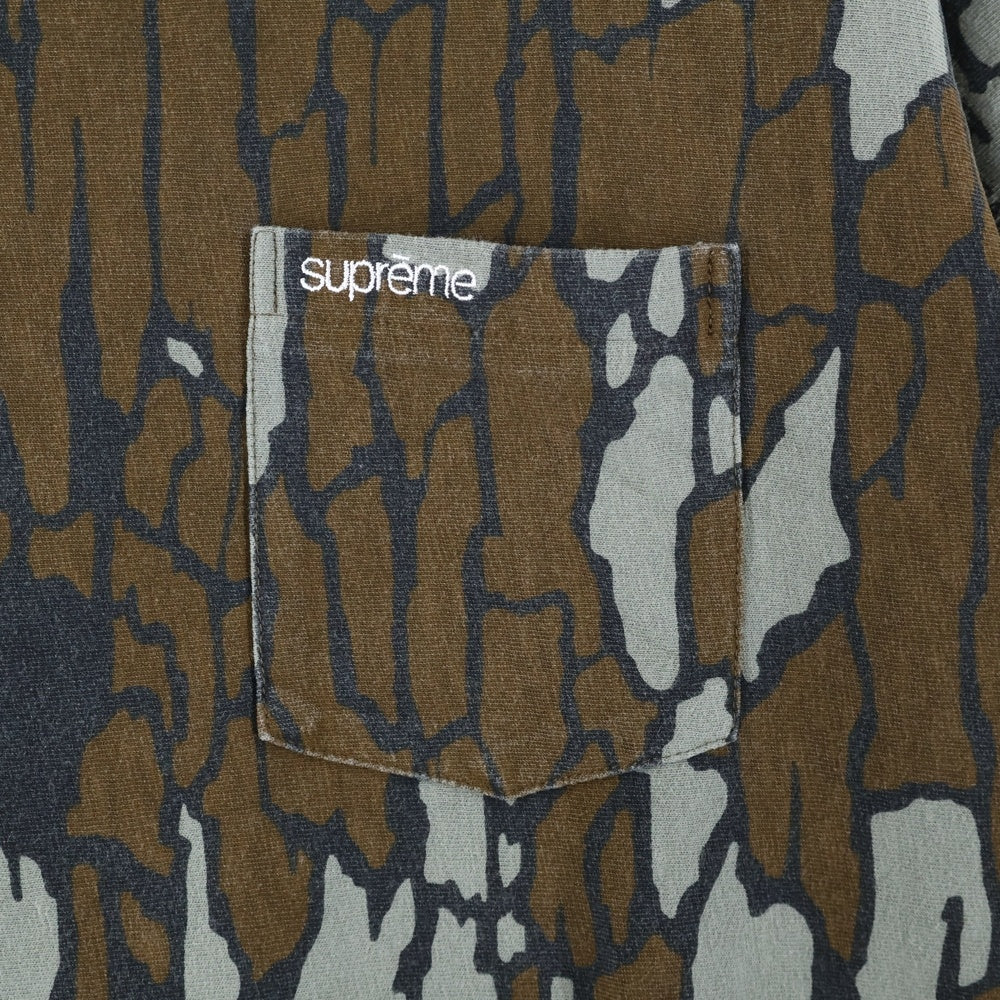 SUPREME(シュプリーム) 25SS Camo Small Box Tee スモールボックス カモ柄 胸ポケット ロゴ 刺繍 クルーネック カットソー 半袖 Tシャツ ブラウン