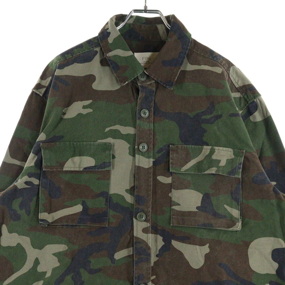 ESSENTIALS FEAR OF GOD(エッセンシャル フィアオブゴッド) カモ柄 サイドジップ コットン ミリタリージャケット カーキ