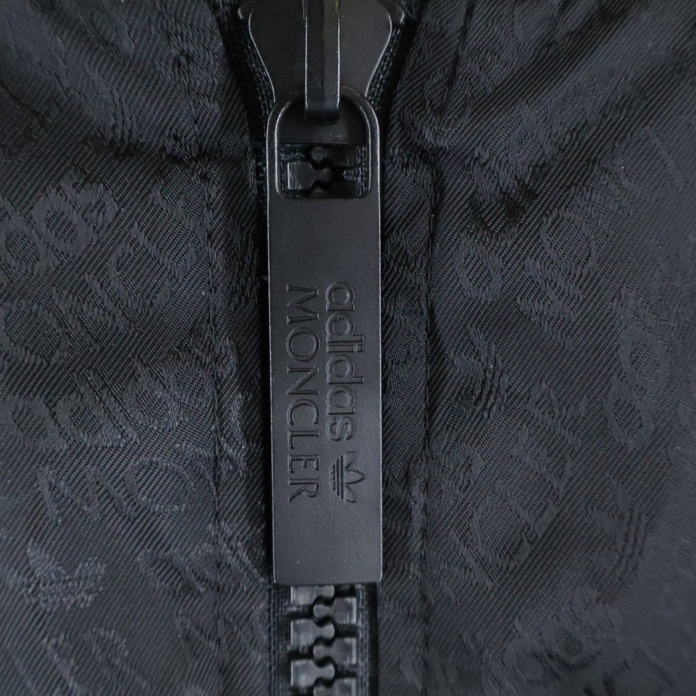 MONCLER(モンクレール) 23AW × adidas GENIUS SEELOS GIUBBOTTO アディダス ジーニアス 総柄 リバーシブル ナイロン ダウンジャケット ブラック I209S1A00015 M2448