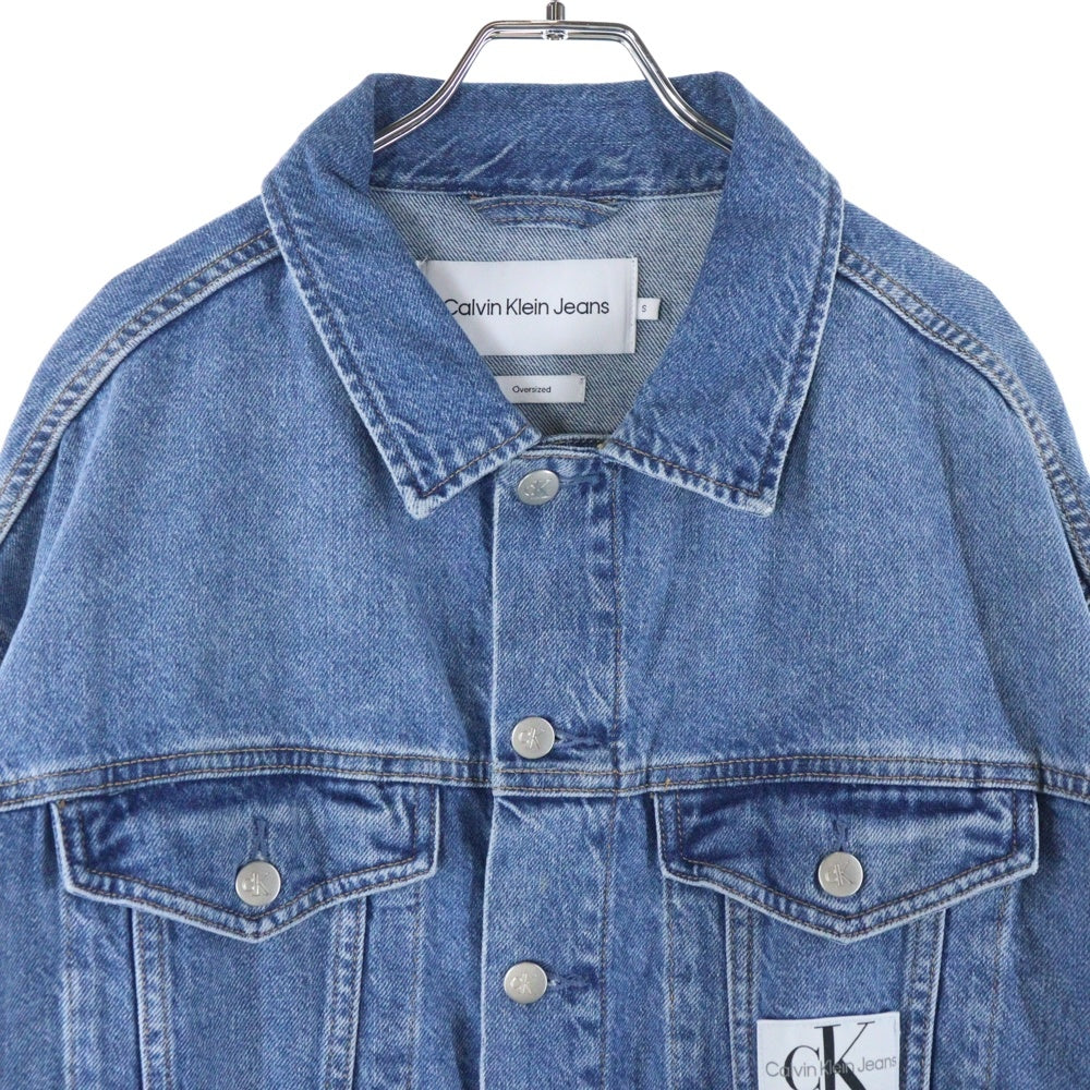 Calvin Klein(カルバンクライン) Oversize Denim Jacket ウォッシュ加工 オーバーサイズ デニムジャケット ブルー J30J323243