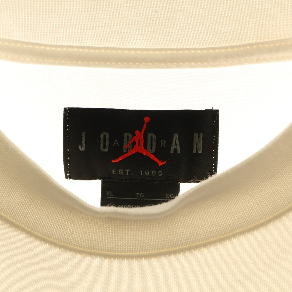 JORDAN BRAND(ジョーダンブランド) ×TROPHY ROOM トロフィールーム フロント ロゴプリント 半袖Tシャツ カットソー ホワイト FQ3844-133