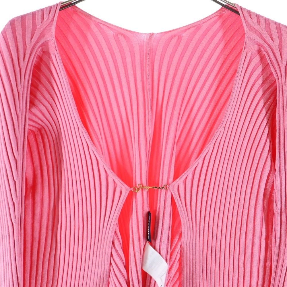 JACQUEMUS(ジャックムス) La maille Pralu longue ロゴチャーム リブニット ショート カーディガン ピンク 223KN500 2190 レディース