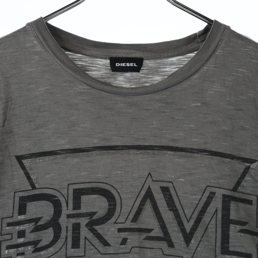 DIESEL(ディーゼル) BRAVE on Tour フロント プリント 半袖Tシャツ カットソー グレー