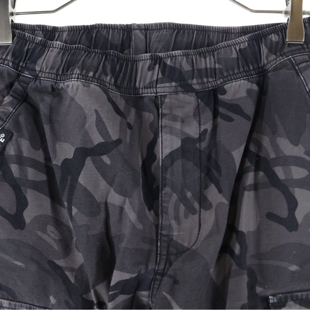 AAPE BY A BATHING APE(エーエイプバイアベイシングエイプ) WOVEN CARGO PANTS カモ柄 ジップフライ カーゴパンツ ブラック AAPPTM6482XAC