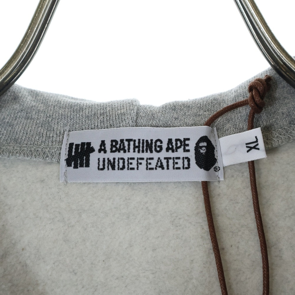 A BATHING APE(アベイシングエイプ) ×UNDEFEATED 両面 星条旗 ロゴ プリント スウェット ジップアップ パーカー グレー 1A21-115-929