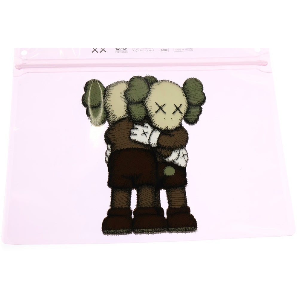 KAWS(カウズ) × Pake Set KAWS TOKYO FIRST パケセット カウズ東京ファースト限定 パケ ポーチ 4種セット マルチ