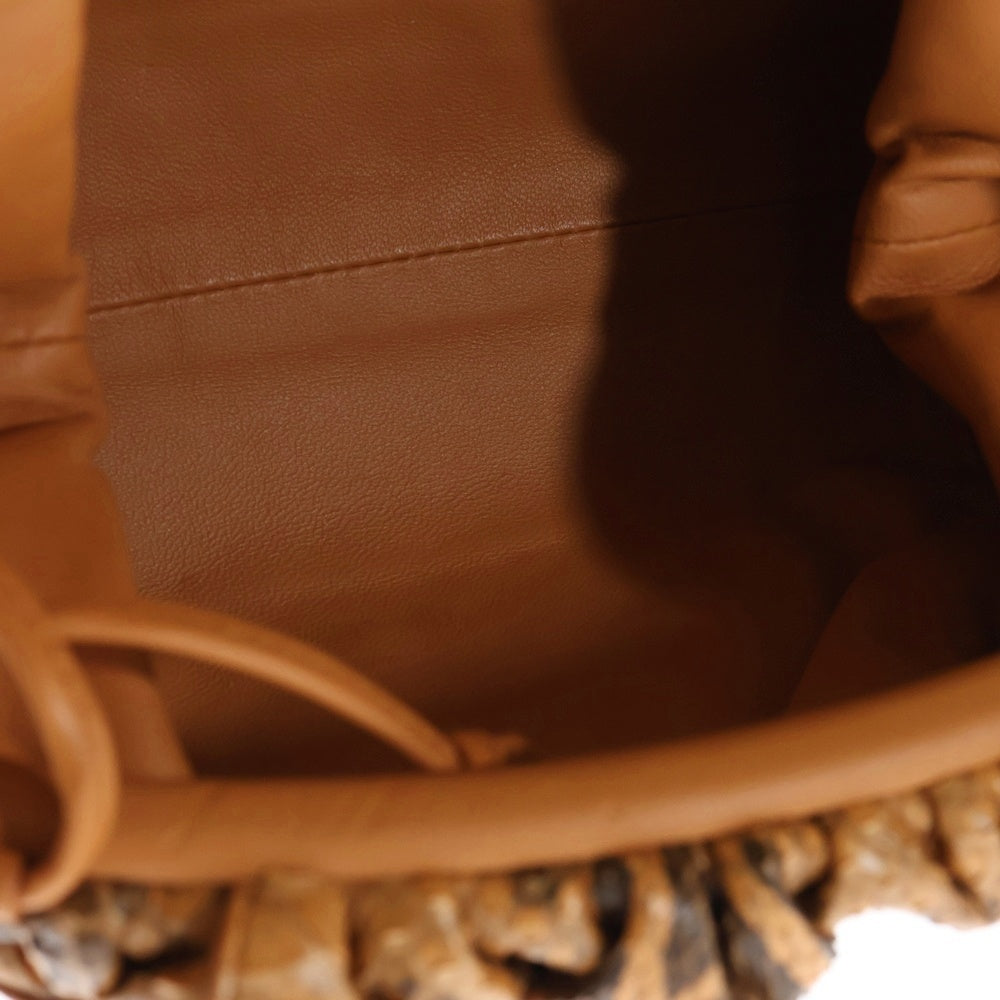 BOTTEGA VENETA(ボッテガヴェネタ) ミニ ザ ポーチ イントレチャート パイソン柄 レザー ショルダーバッグ クラッチバッグ ブラウン レディース