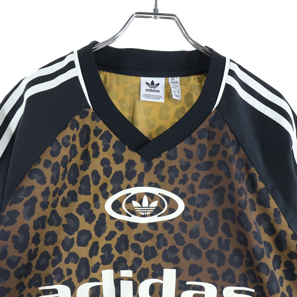adidas(アディダス) 25SS SATIN JERSEY フロントロゴ レオパード サテンジャージ 半袖Tシャツ ブラウン KA2671