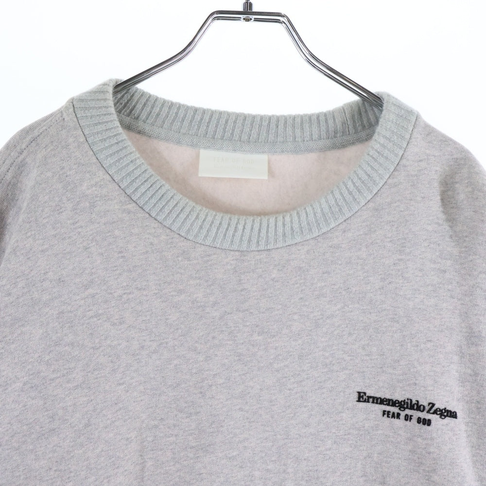 FEAR OF GOD ESSENTIALS(フィアオブゴッド エッセンシャルズ) ×Ermenegildo Zegna エルメネジルドゼニア アップリケロゴ クルーネックスウェットトレーナー グレー