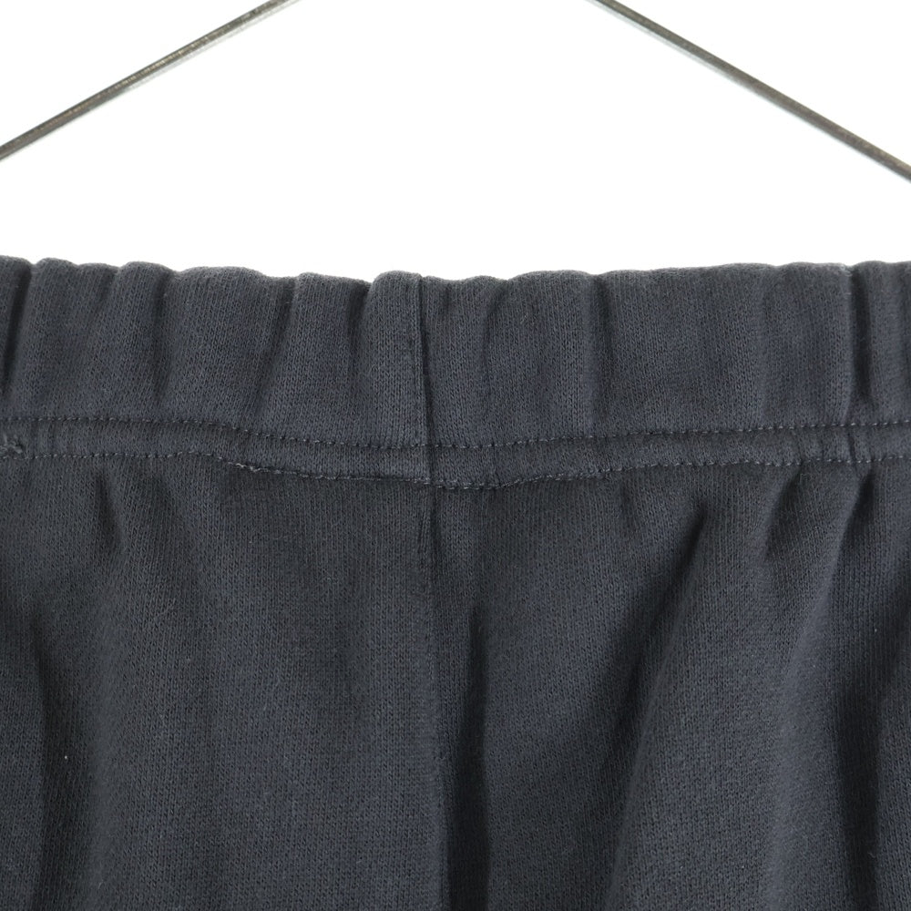 FEAR OF GOD ESSENTIALS(フィアオブゴッド エッセンシャルズ) SHORT PANTS 1977 フェルトロゴ スウェットハーフパンツ ショーツ チャコールグレー