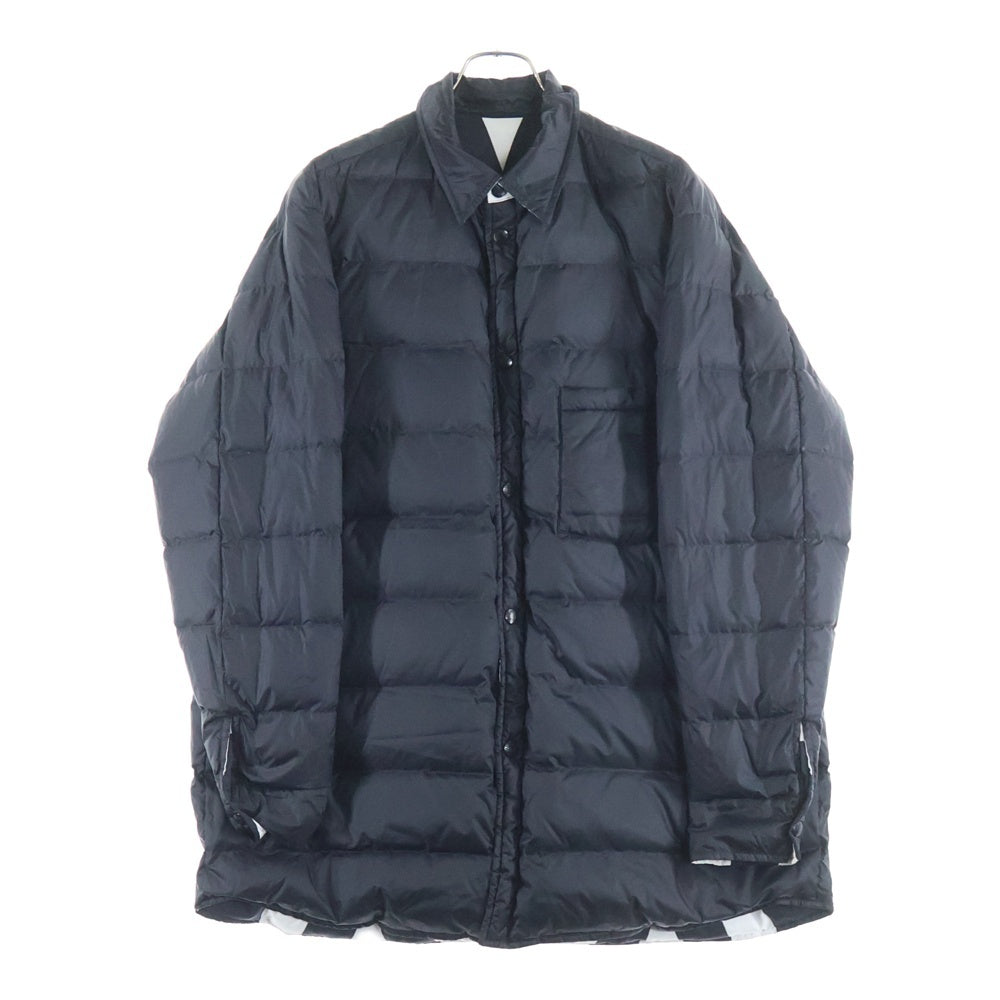VALENTINO(ヴァレンティノ) Vロゴ 総柄 リバーシブル オーバーシャツ ダウンジャケット ブラック/ホワイト WV0CNA967WP