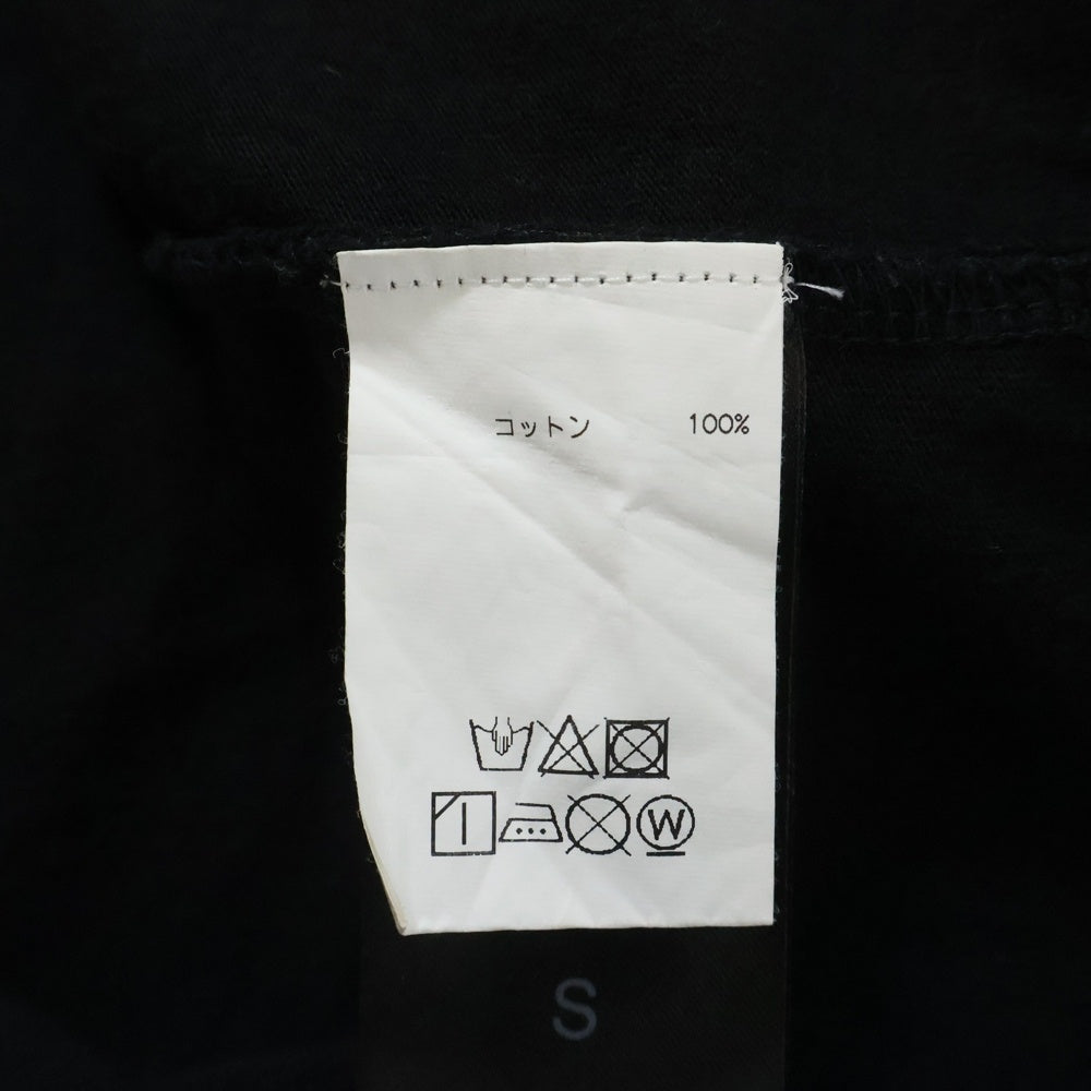 RAF SIMONS(ラフシモンズ) 19SS CROPPED T-SHIRT WITH CUT OUTS IN THE BACK グラフィティ バックプリント 半袖Tシャツ カットソー ブラック