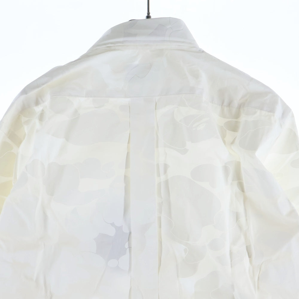 A BATHING APE(アベイシングエイプ) RELAXED FIT L/S SHIRTS カモ総柄 胸ポケット ロゴ刺繍 長袖シャツ ホワイト