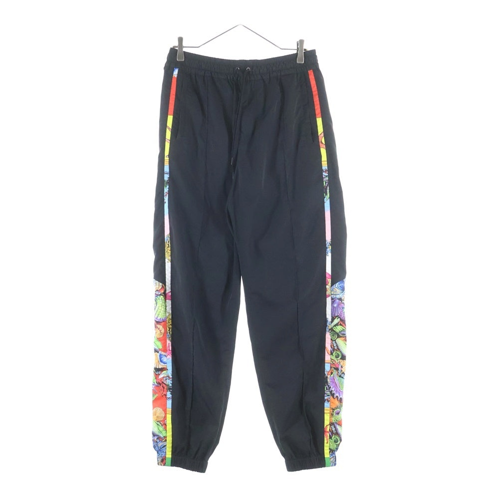 VERSACE(ヴェルサーチ) Tresor De La Mer Full Zip Track Pant トレゾールドゥラメール ナイロン トラックパンツ ブラック A89040 1F00977