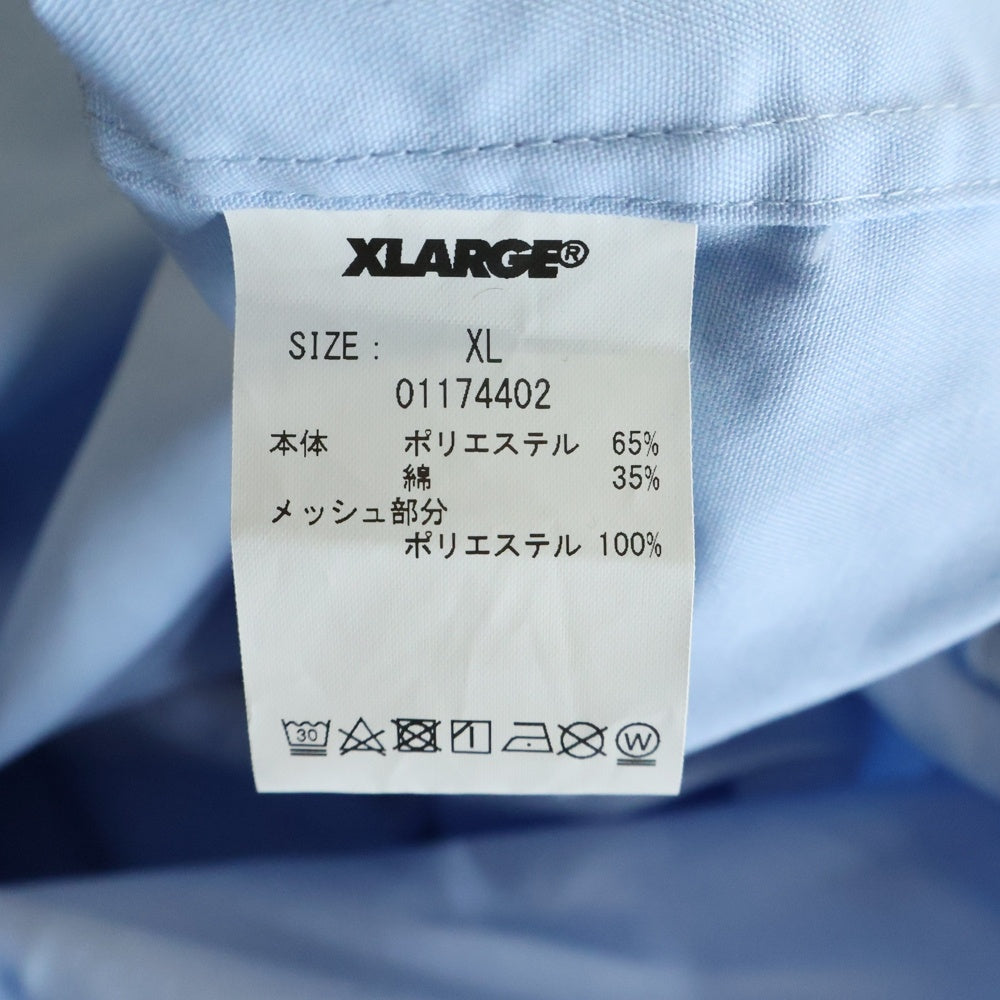 X-LARGE(エクストララージ) バックロゴ エンブロイダリー 裏地メッシュポケット 長袖シャツ ブルー 01174402