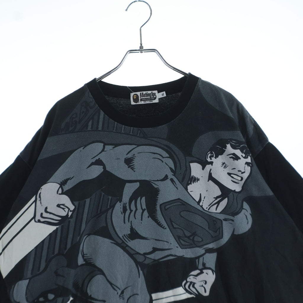 A BATHING APE(アベイシングエイプ) × DC Superman Relaxed Fit Tee スーパーマン 総柄プリント クルーネック 半袖Tシャツ カットソー ブラック 001CSH231911X