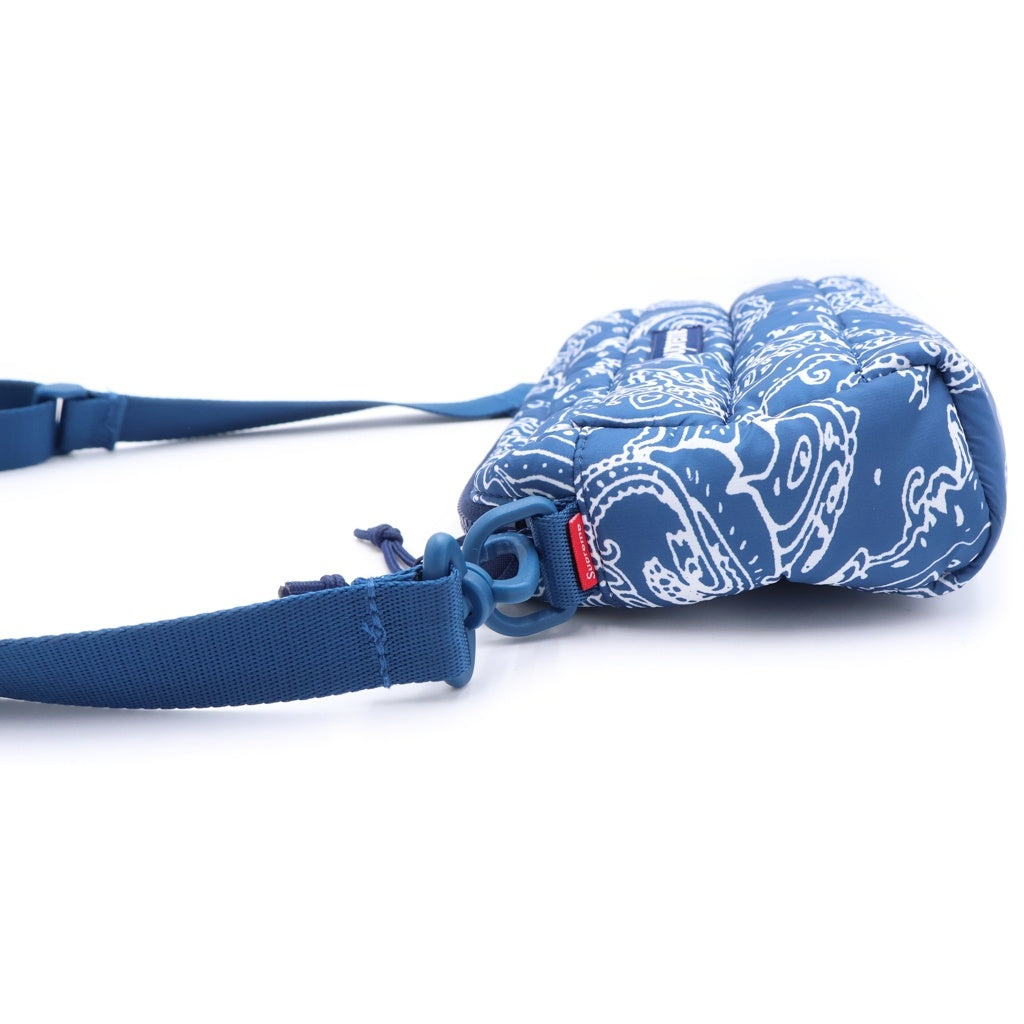 SUPREME(シュプリーム) 22AW Puffer Pouch ペイズリー パファー ラウンドジップ ポーチ ブルー レディース