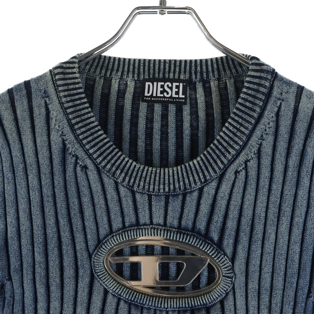 DIESEL(ディーゼル) 23SS M-ANAHEIM メタルロゴプレート ショート ニットセーター インディゴ A05767 レディース