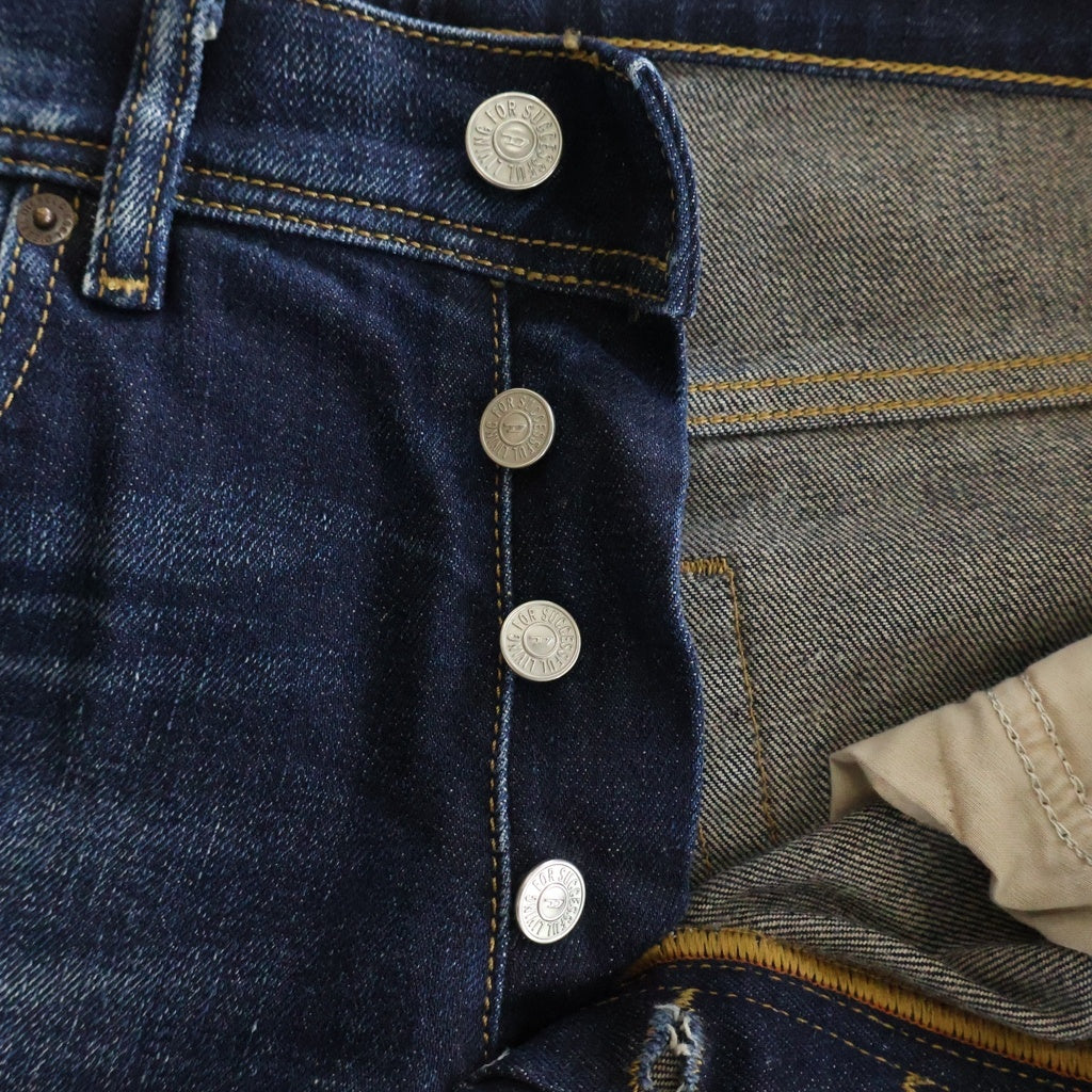 DIESEL(ディーゼル) 23AW D-Finitive Jeans ウォッシュド加工 ボタンフライ デニムパンツ インディゴ レディース