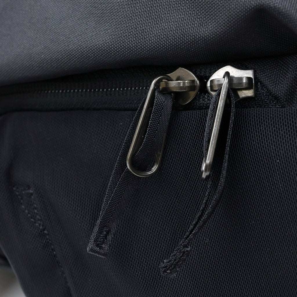 ARC'TERYX(アークテリクス) Mantis 26 Backpack マンティス フロントロゴ刺繍 マルチポケット バックパック ブラック X000010643